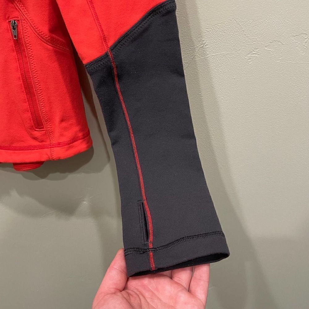 Lululemon Forme Jacket *Brushed - Size: 4 - Picture 14 of 16